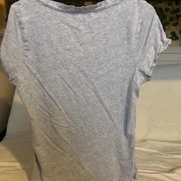 Grey shirt - Picture 2 of 2